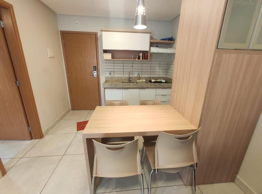 Everest Flat Service Caldas Novas Exterior photo